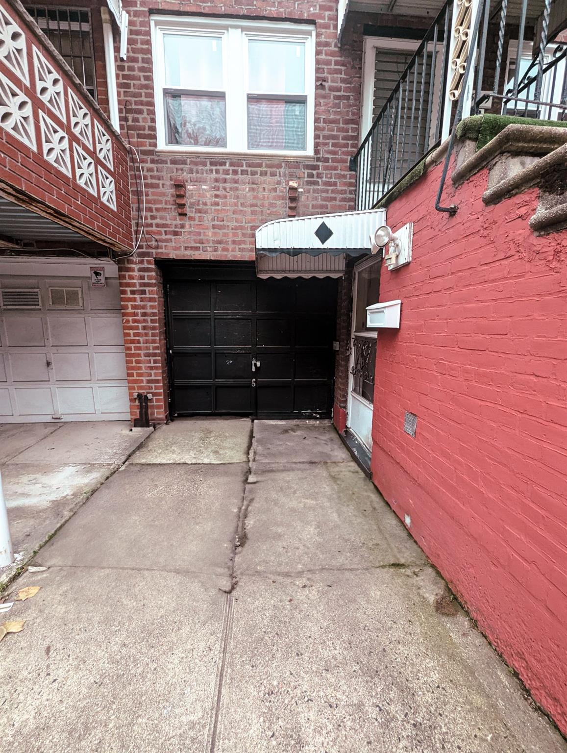 Brooklyn, New York, 11229, United States, 4 Bedrooms Bedrooms, ,2 BathroomsBathrooms,Residential,For Sale,1902492