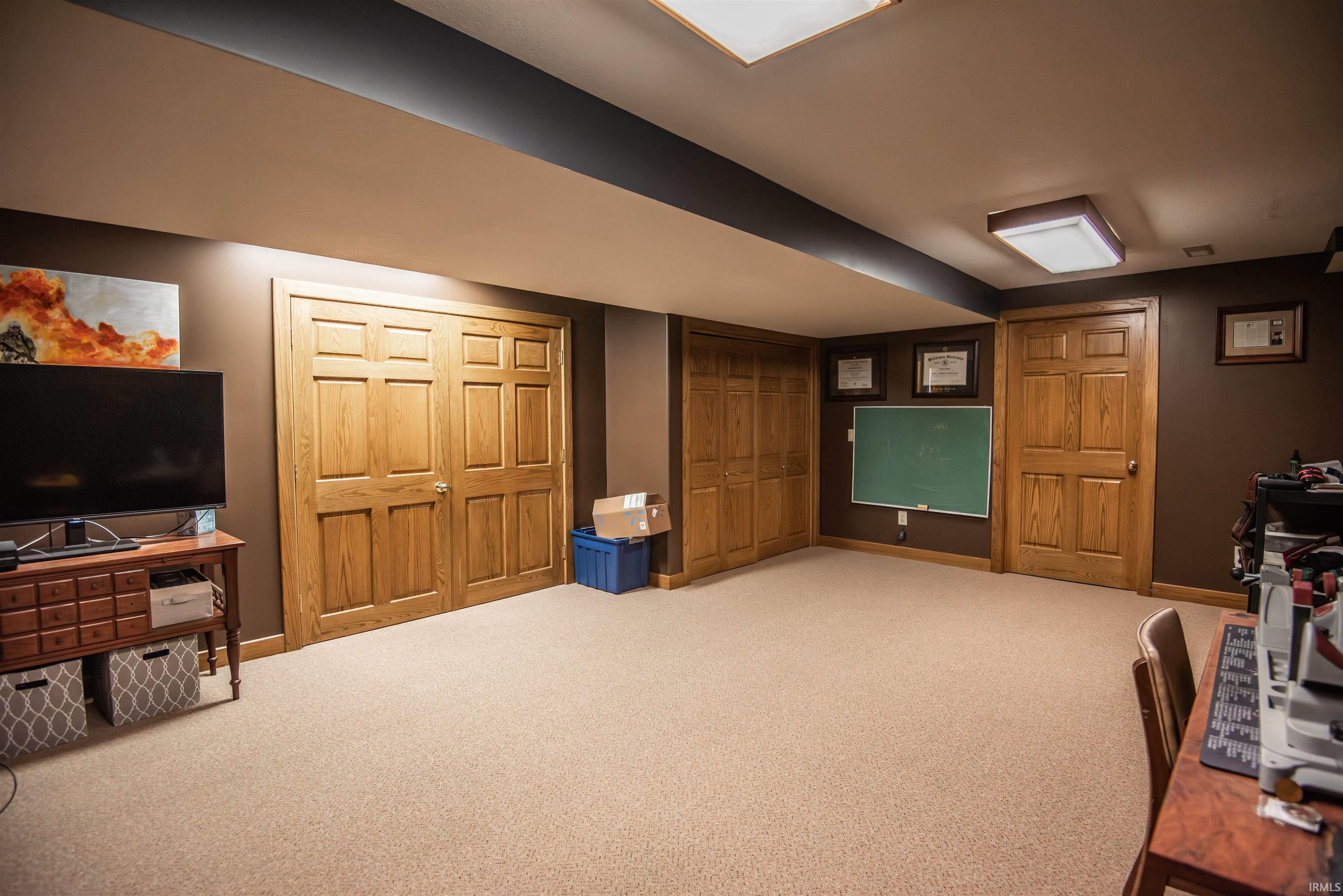 Fort Wayne, Indiana, 46814, United States, 5 Bedrooms Bedrooms, ,4 BathroomsBathrooms,Residential,For Sale,1975635