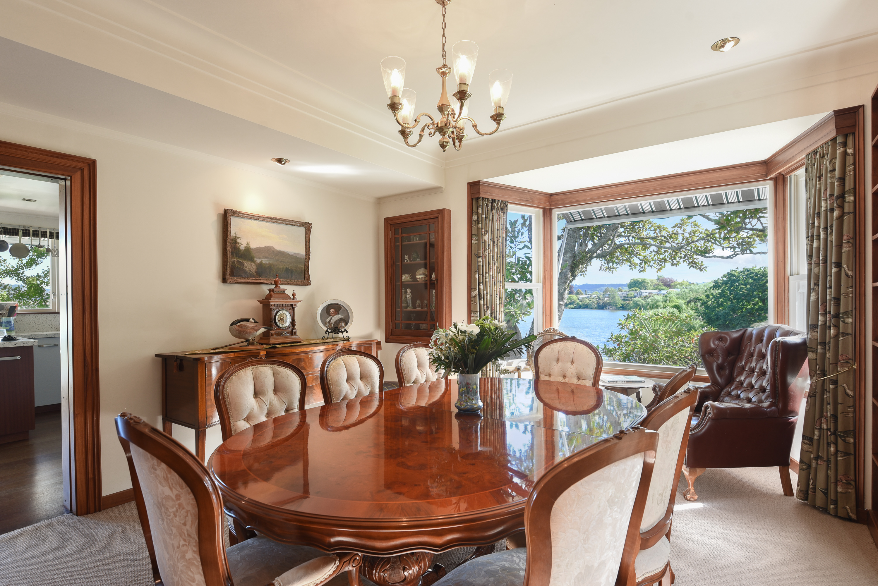  Timeless Lakeside Living at Kawaha Point - 物件實景