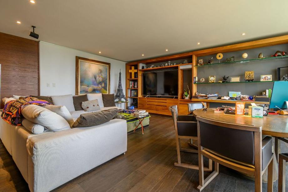 Cuajimalpa de Morelos, Ciudad de México, 05100, Mexico, 4 Bedrooms Bedrooms, ,4 BathroomsBathrooms,Residential,For Sale,1994845