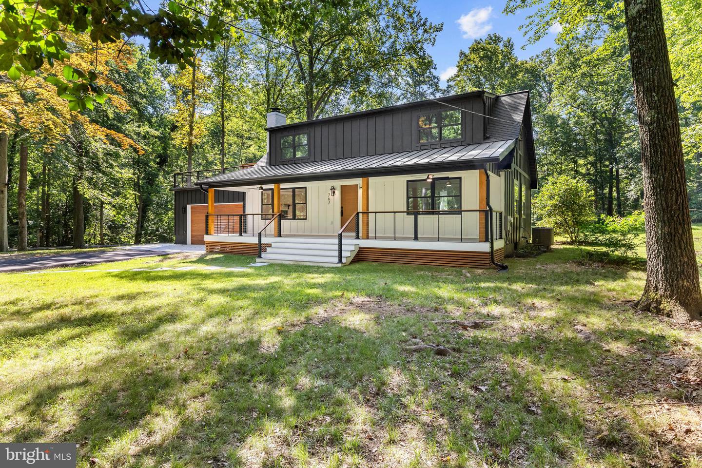 Annapolis, Maryland, 21401, United States, 5 Bedrooms Bedrooms, ,4 BathroomsBathrooms,Residential,For Sale,1942108