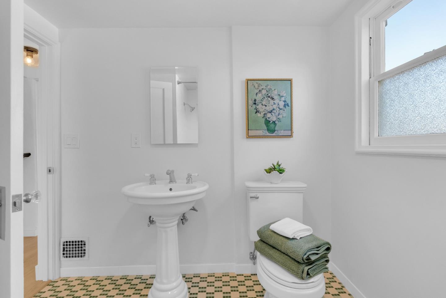 San Jose, California, 95126, United States, 4 Bedrooms Bedrooms, ,3 BathroomsBathrooms,Residential,For Sale,1988226