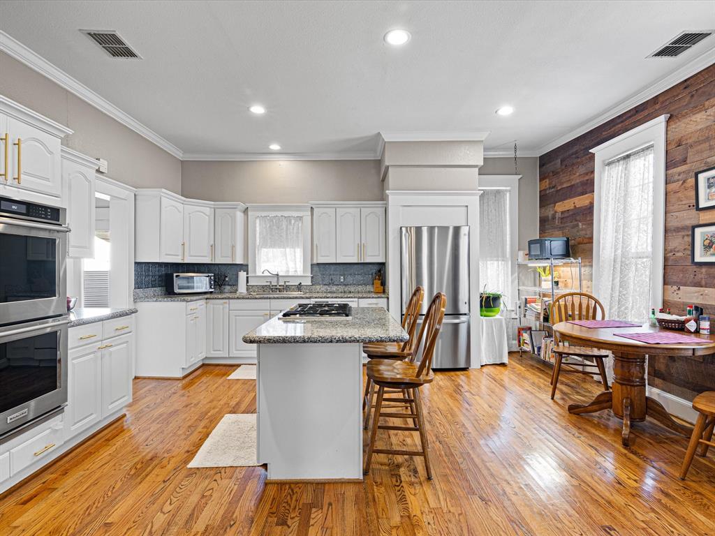 Waxahachie, Texas, 75165, United States, 5 Bedrooms Bedrooms, ,3 BathroomsBathrooms,Residential,For Sale,1983895