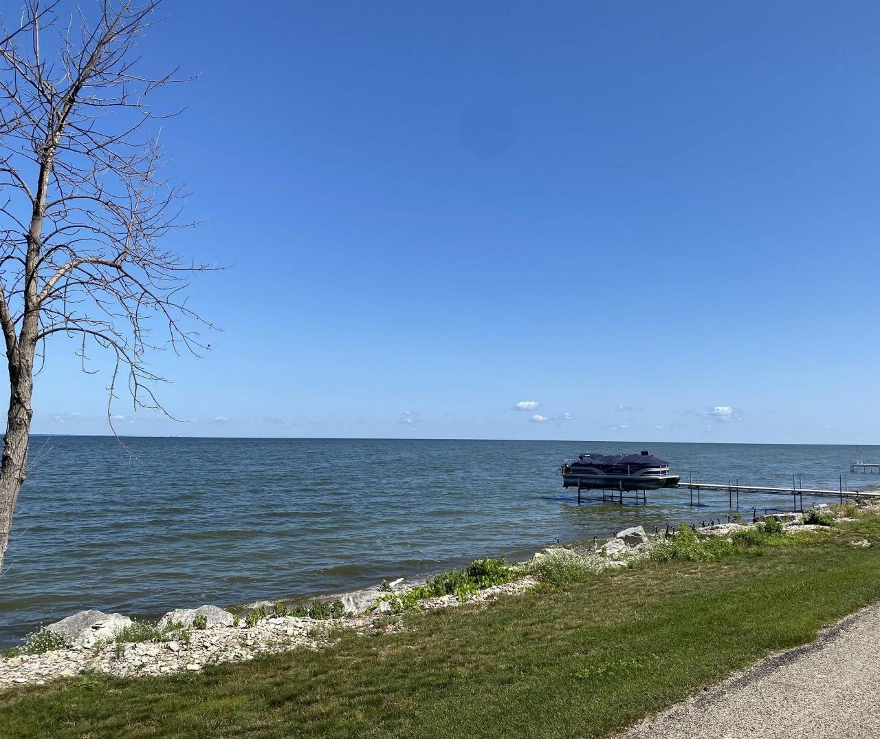 Brussels, Wisconsin, 54204, United States, 4 Bedrooms Bedrooms, ,3 BathroomsBathrooms,Residential,For Sale,1837753