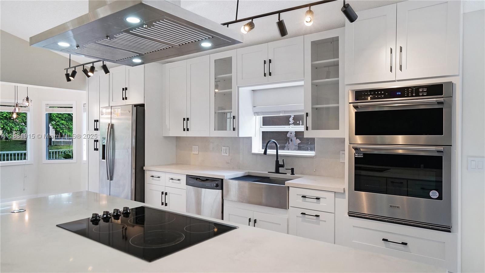 Plantation, Florida, 33322, United States, 3 Bedrooms Bedrooms, ,2 BathroomsBathrooms,Residential,For Sale,1947499