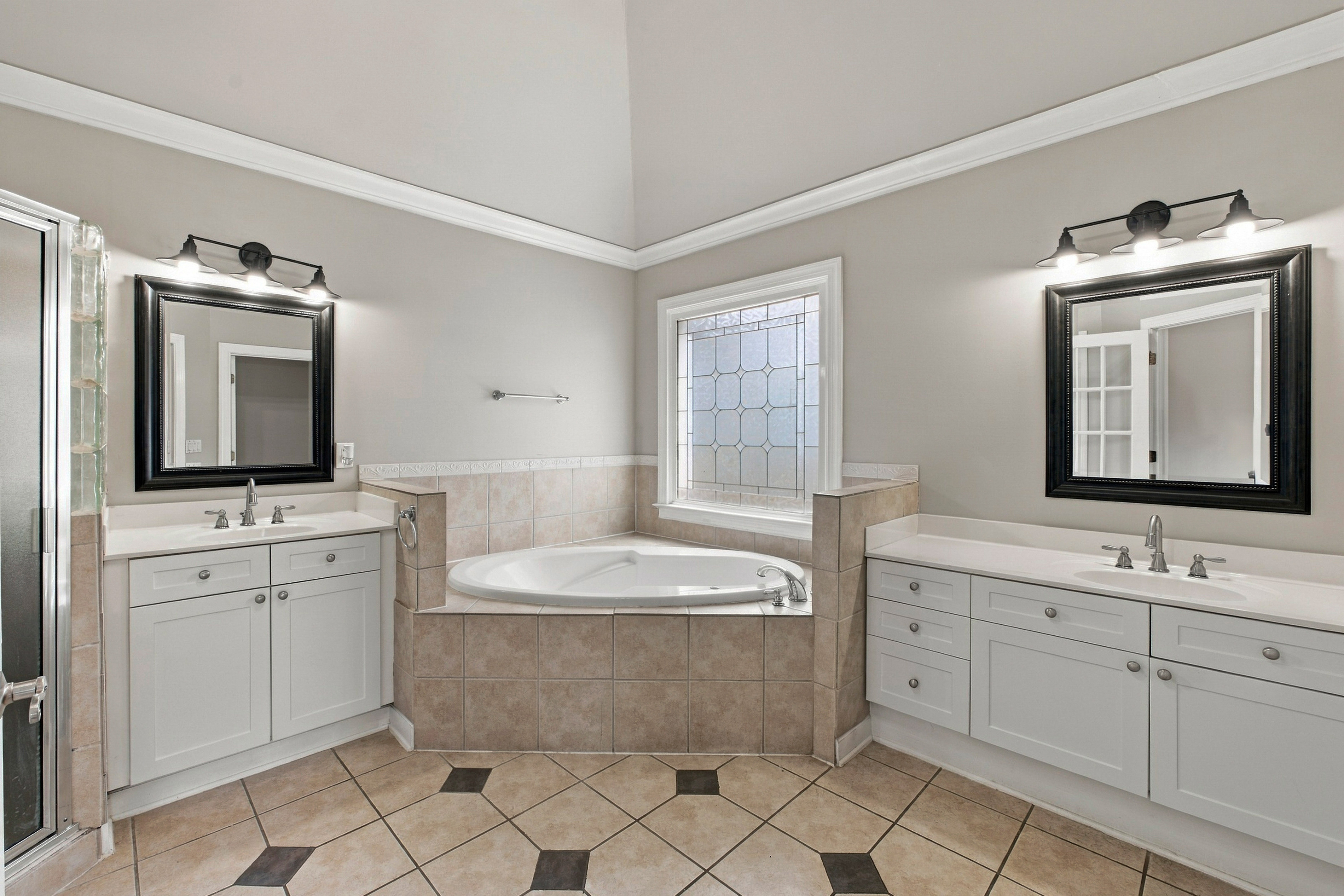  Refreshed Home in Walton School District - 物件實景