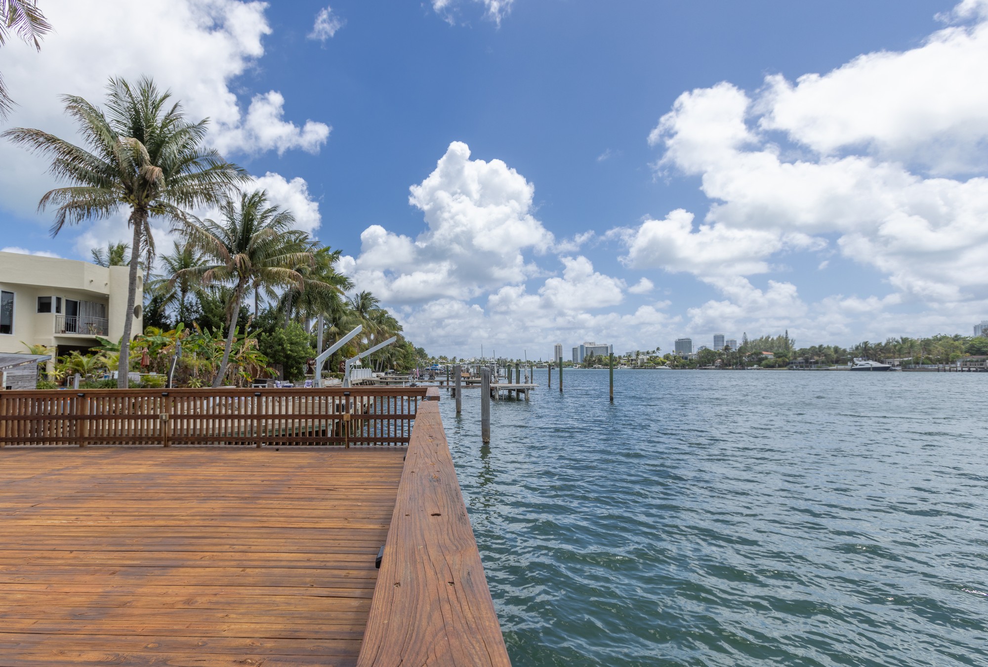  1690 Daytonia Rd, Miami Beach, FL, 33141 - 物件實景