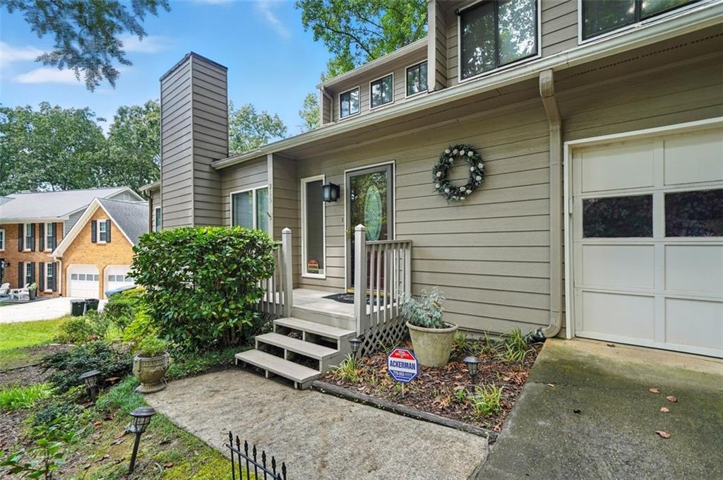 Roswell, Georgia, 30076, United States, 5 Bedrooms Bedrooms, ,4 BathroomsBathrooms,Residential,For Sale,1917059