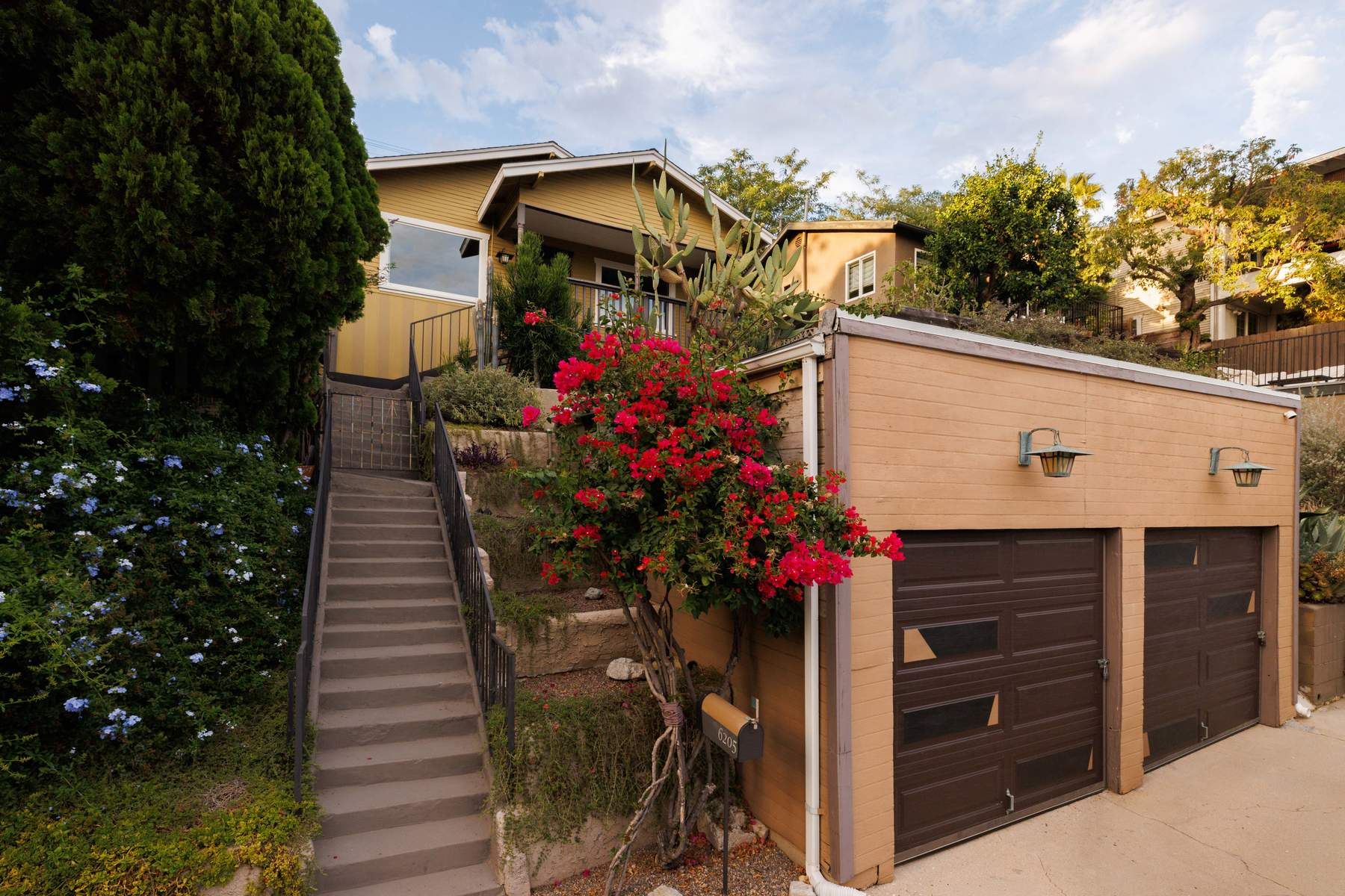  6205 Vidette Street - 物件實景