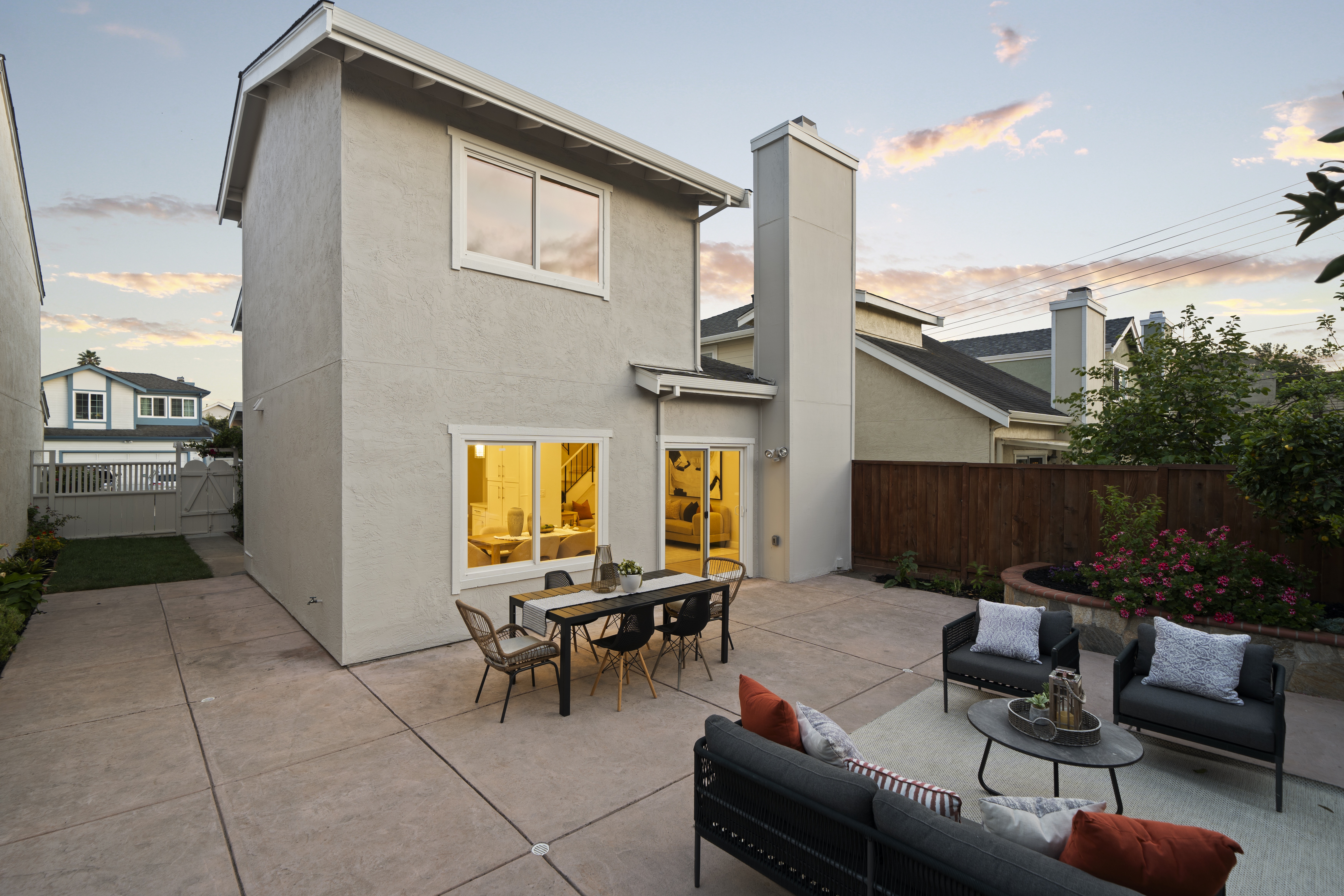  Designer-Appointed Forest Park Home with Seamless Indoor-Outdoor Living - 物件實景