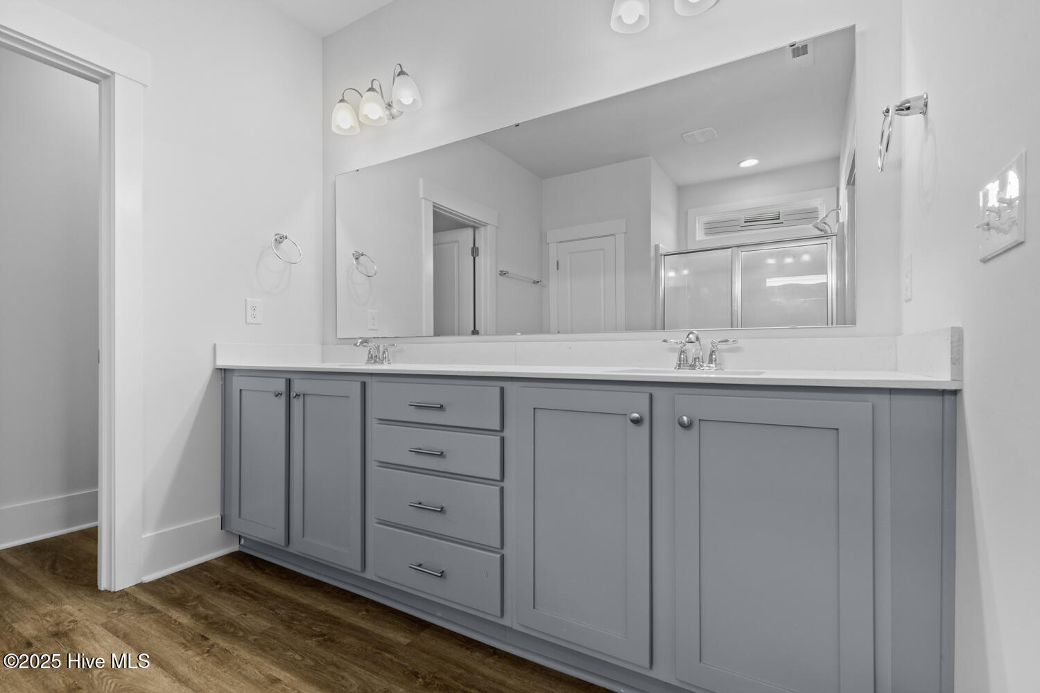 Surf City, North Carolina, 28445, United States, 4 Bedrooms Bedrooms, ,2 BathroomsBathrooms,Residential,For Sale,1987311