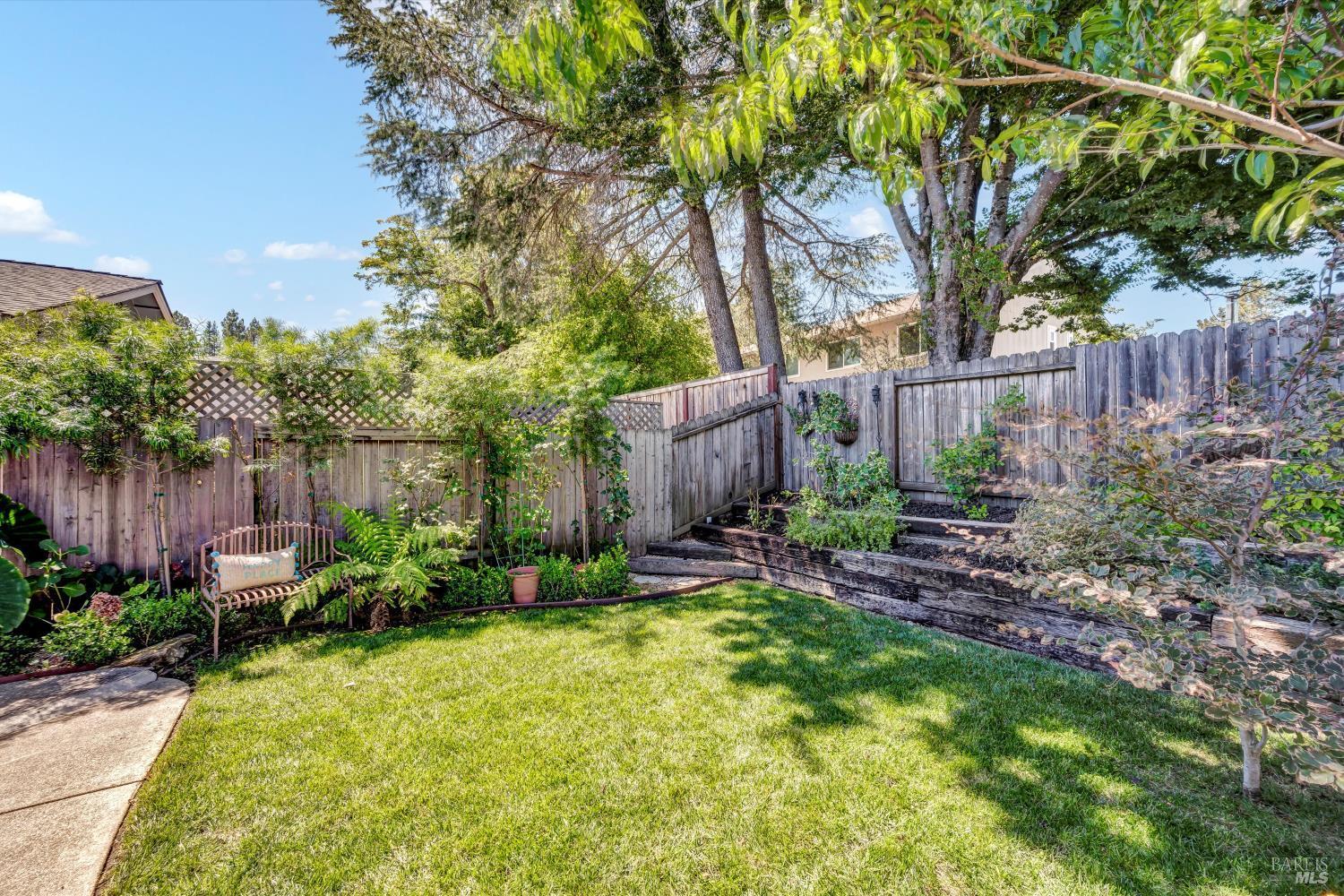 Napa, California, 94558, United States, 4 Bedrooms Bedrooms, ,2 BathroomsBathrooms,Residential,For Sale,1926171