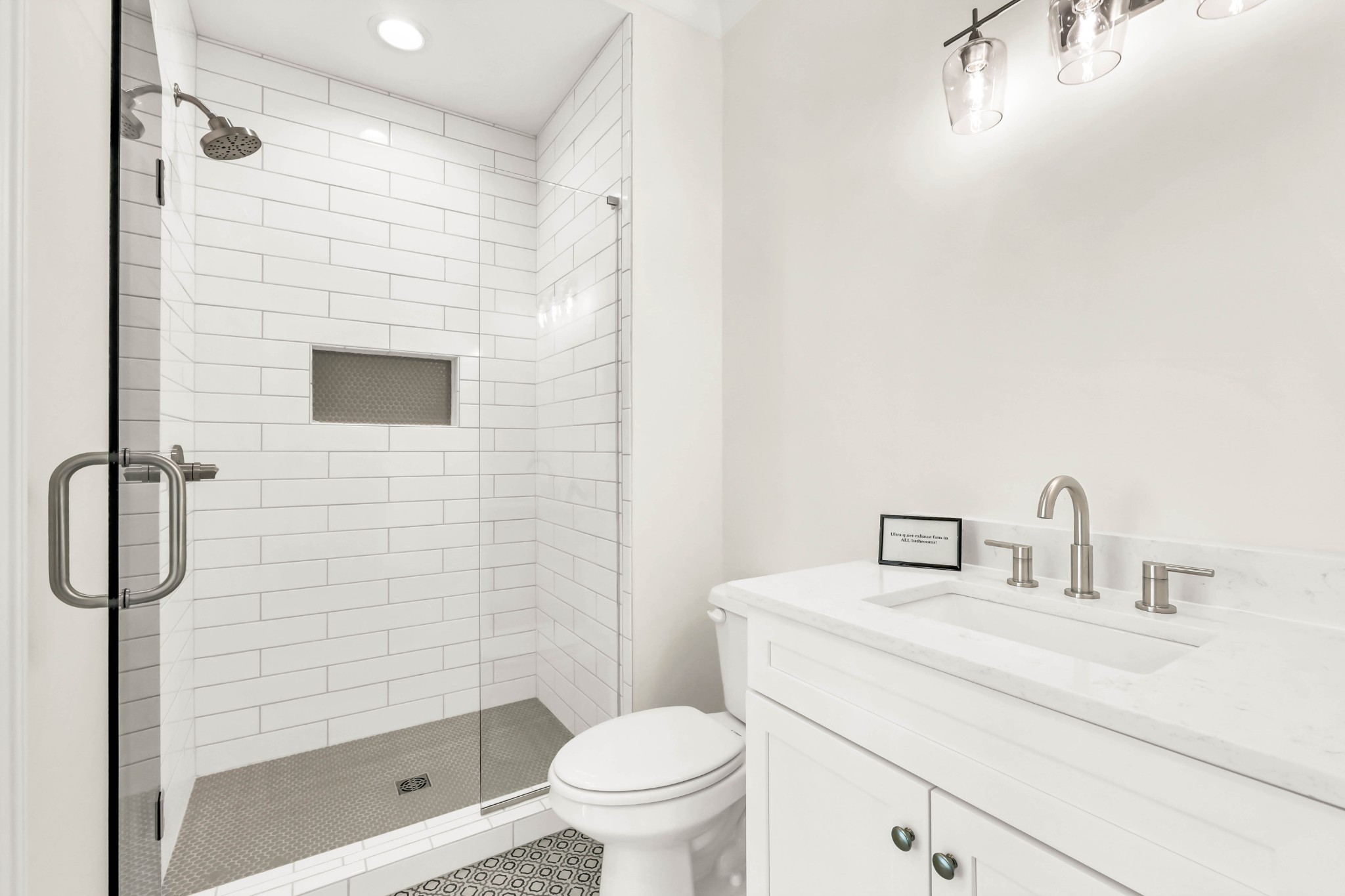 Clarksville, Tennessee, 37043, United States, 5 Bedrooms Bedrooms, ,4 BathroomsBathrooms,Residential,For Sale,2009073