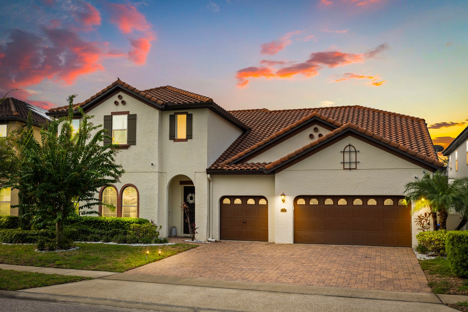 Orlando, Florida, 32836, United States, 6 Bedrooms Bedrooms, ,4 BathroomsBathrooms,Residential,For Sale,1943887