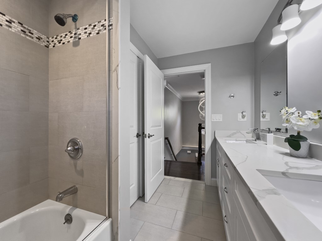 North Andover, Massachusetts, 01845, United States, 3 Bedrooms Bedrooms, ,4 BathroomsBathrooms,Residential,For Sale,2005973