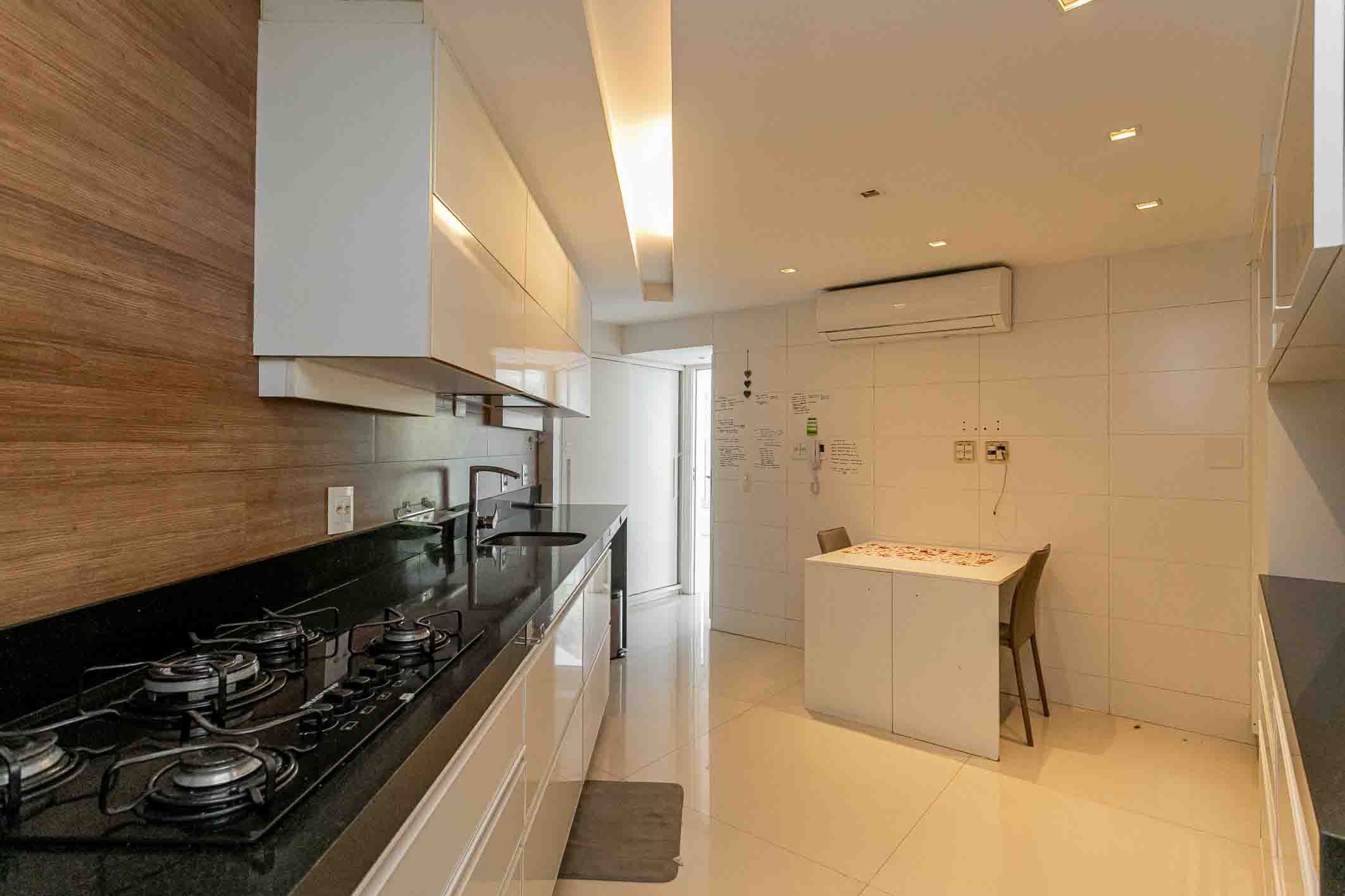  Apartment with panoramic Lagoa views and elegant circular floor plan - 物件實景