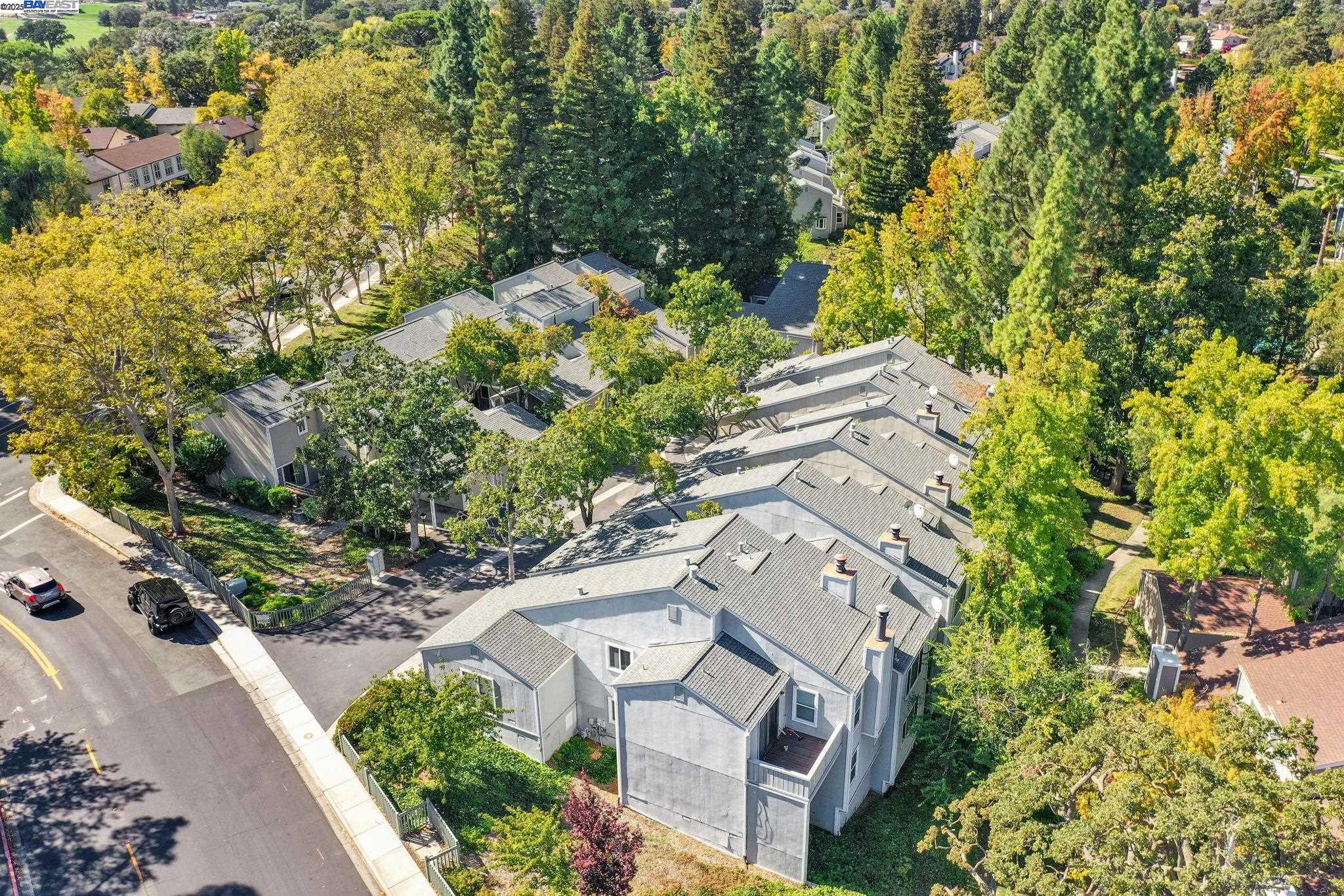 Pleasant Hill, California, 94523, United States, 4 Bedrooms Bedrooms, ,2 BathroomsBathrooms,Residential,For Sale,1991130