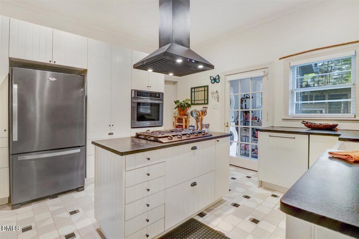 Durham, North Carolina, 27707, United States, 3 Bedrooms Bedrooms, ,2 BathroomsBathrooms,Residential,For Sale,1990361