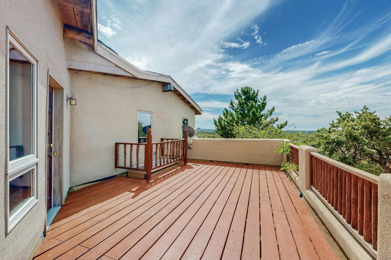 30 Apache Creek, Santa Fe, New Mexico, 87505, United States, 5 Bedrooms Bedrooms, ,4 BathroomsBathrooms,Residential,For Sale,30 Apache Creek,1591905