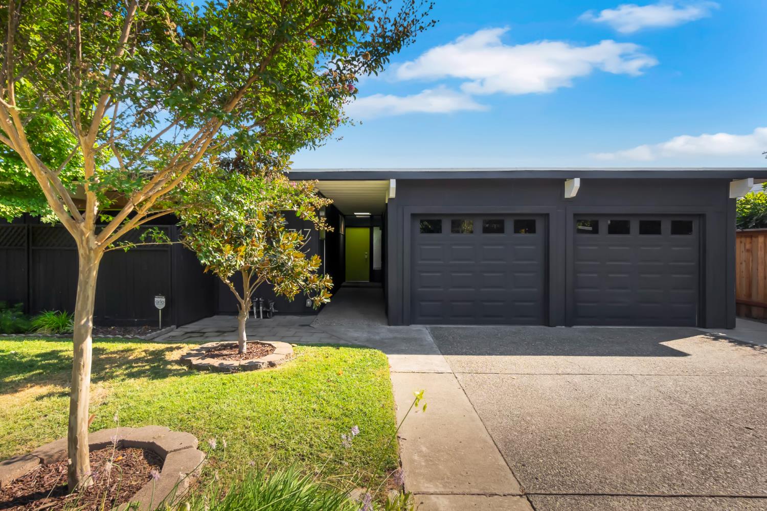 Citrus Heights, California, 95610, United States, 4 Bedrooms Bedrooms, ,2 BathroomsBathrooms,Residential,For Sale,1940276