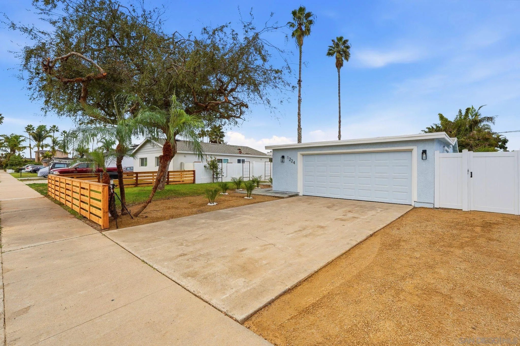 Imperial Beach, California, 91932, United States, 3 Bedrooms Bedrooms, ,2 BathroomsBathrooms,Residential,For Sale,1998958