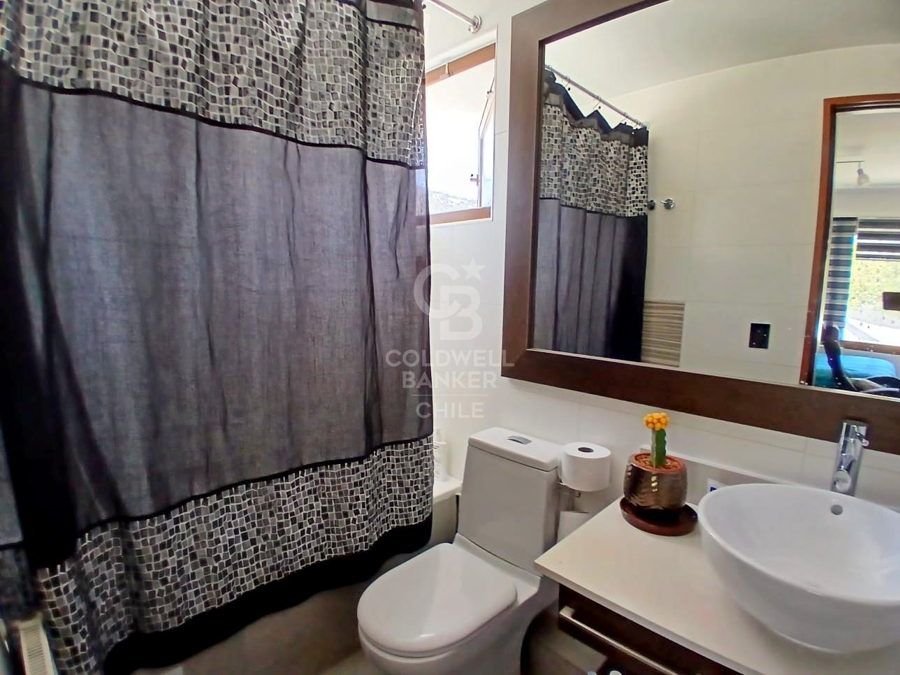 Lo Barnechea, Chile, 6 Bedrooms Bedrooms, ,5 BathroomsBathrooms,Residential,For Sale,1849912