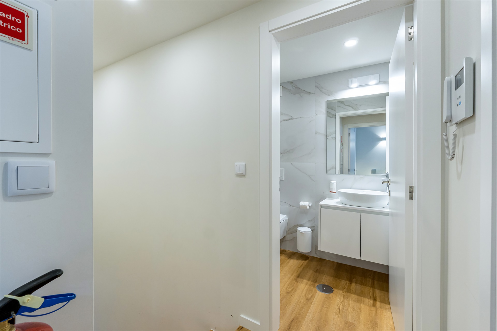  Duplex, 2 bedrooms, for Sale - 物件實景