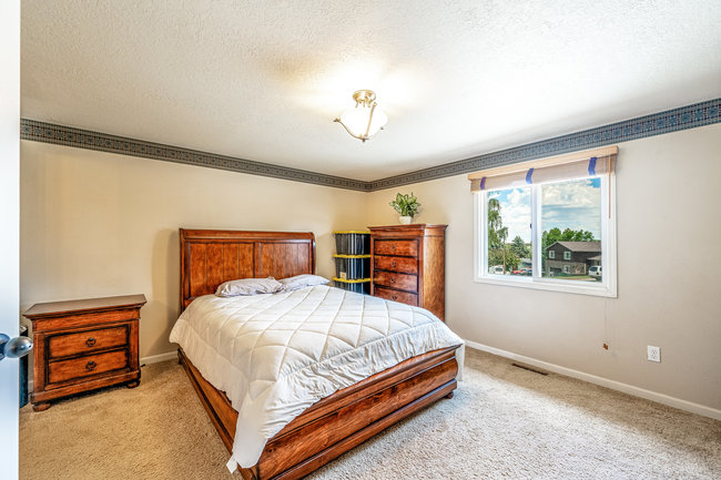 Buffalo, Wyoming, 82834, United States, 5 Bedrooms Bedrooms, ,2 BathroomsBathrooms,Residential,For Sale,1916157