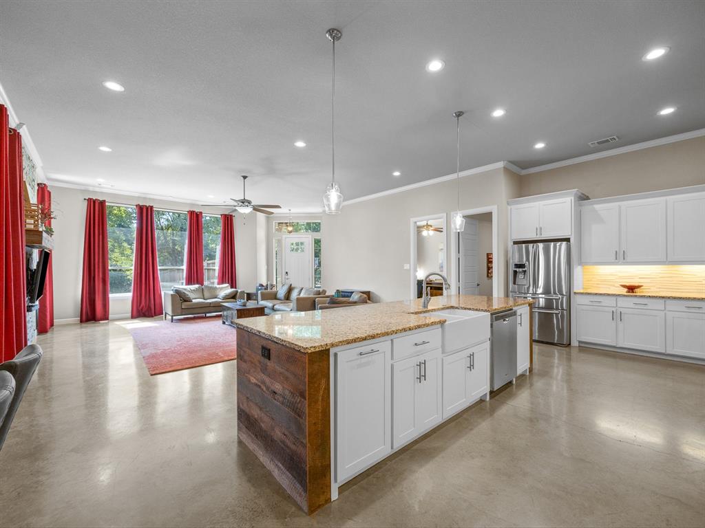 Midlothian, Texas, 76065, United States, 3 Bedrooms Bedrooms, ,3 BathroomsBathrooms,Residential,For Sale,1978446