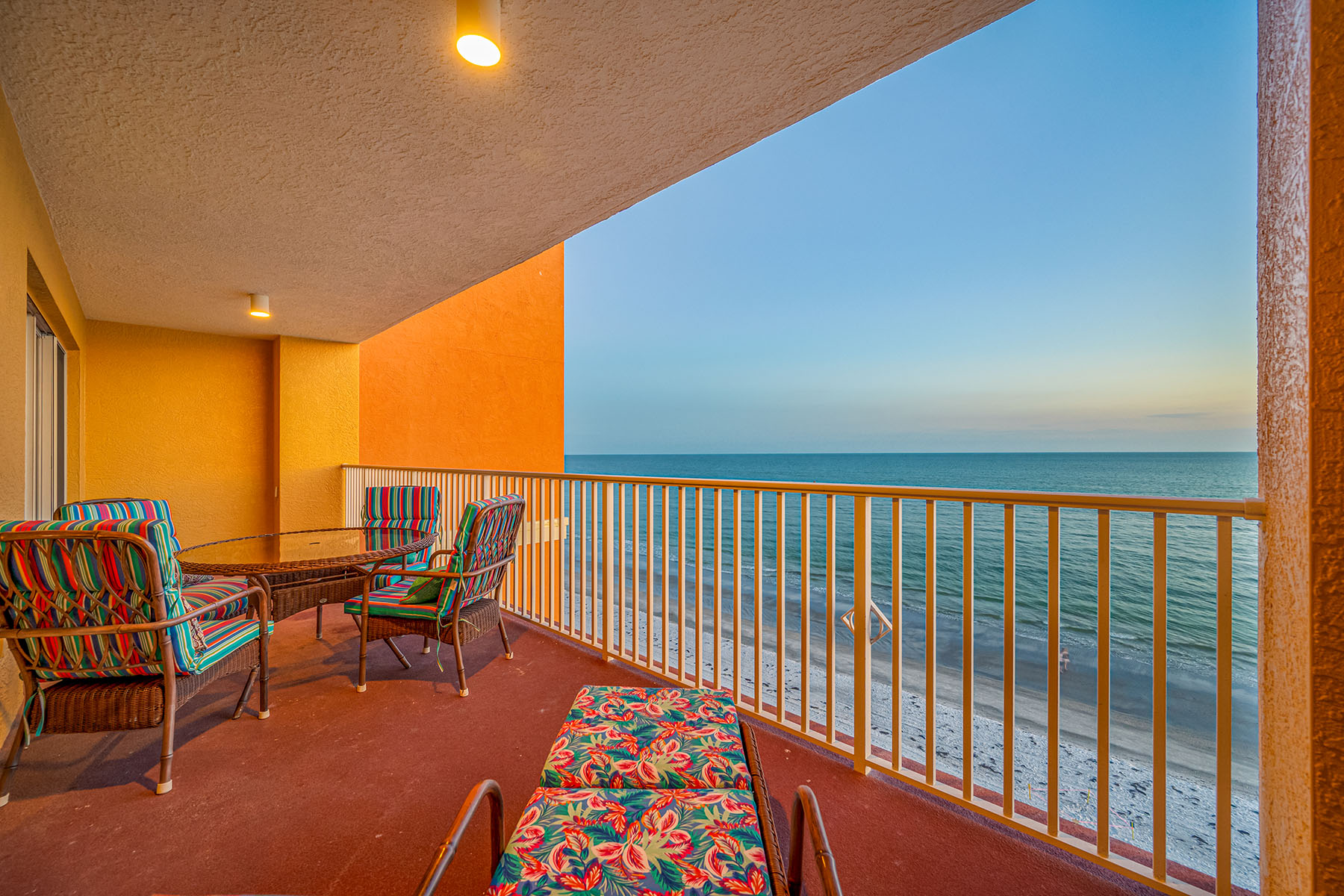  TIDES BEACH CLUB CONDO - 物件實景