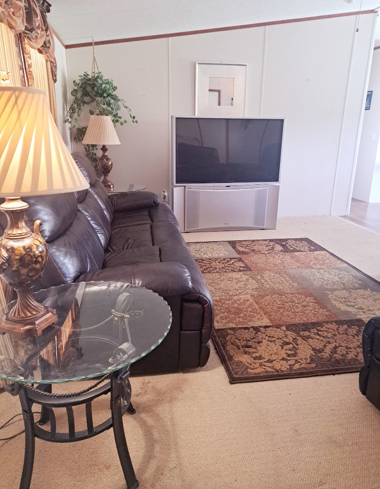 Crescent City, Florida, 32112, United States, 3 Bedrooms Bedrooms, ,Residential,For Sale,1943511