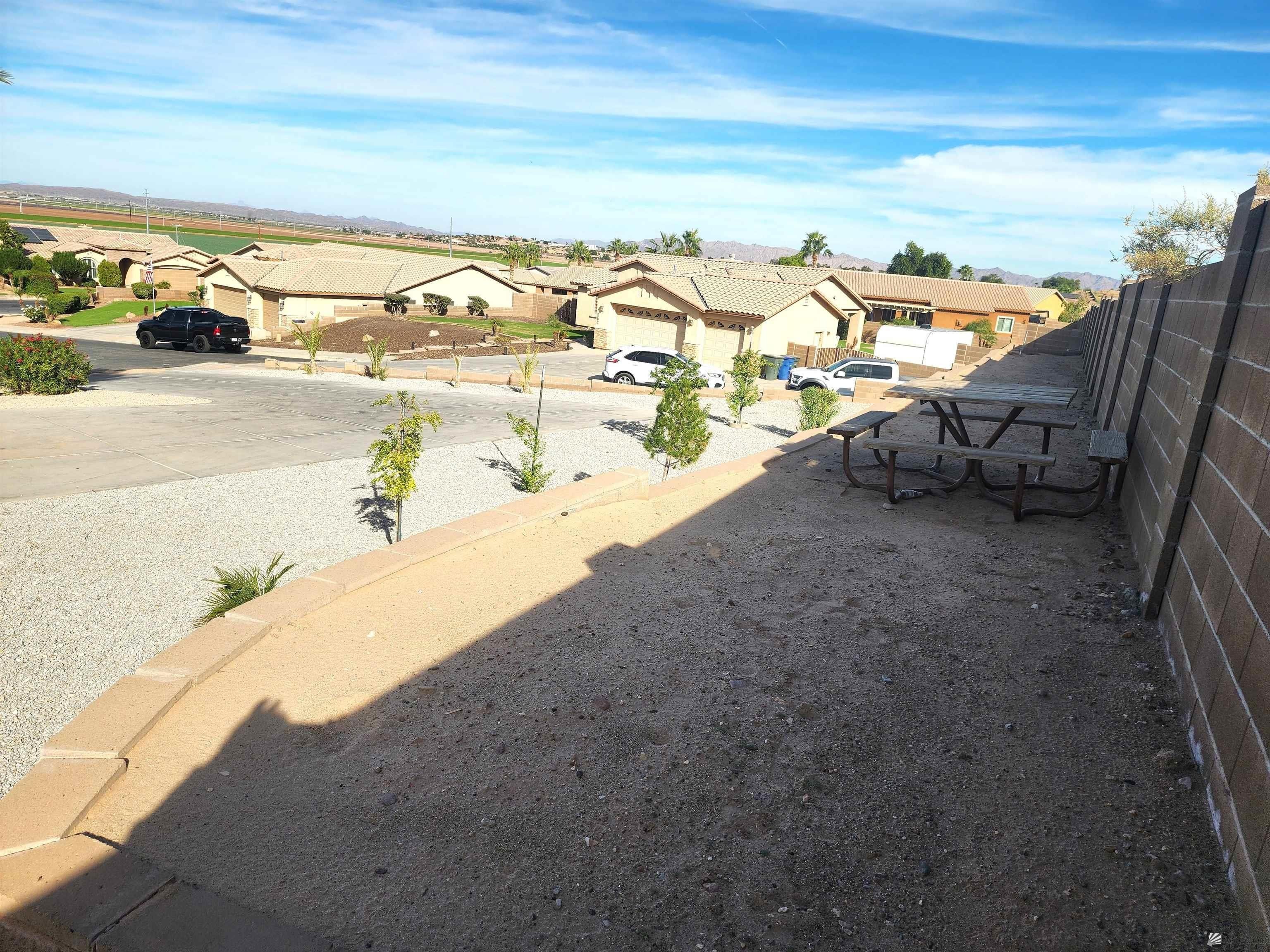 Yuma, Arizona, 85365, United States, 4 Bedrooms Bedrooms, ,1 BathroomBathrooms,Residential,For Sale,1976957