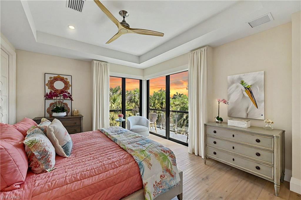 Naples, Florida, 34102, United States, 5 Bedrooms Bedrooms, ,6 BathroomsBathrooms,Residential,For Sale,1912441