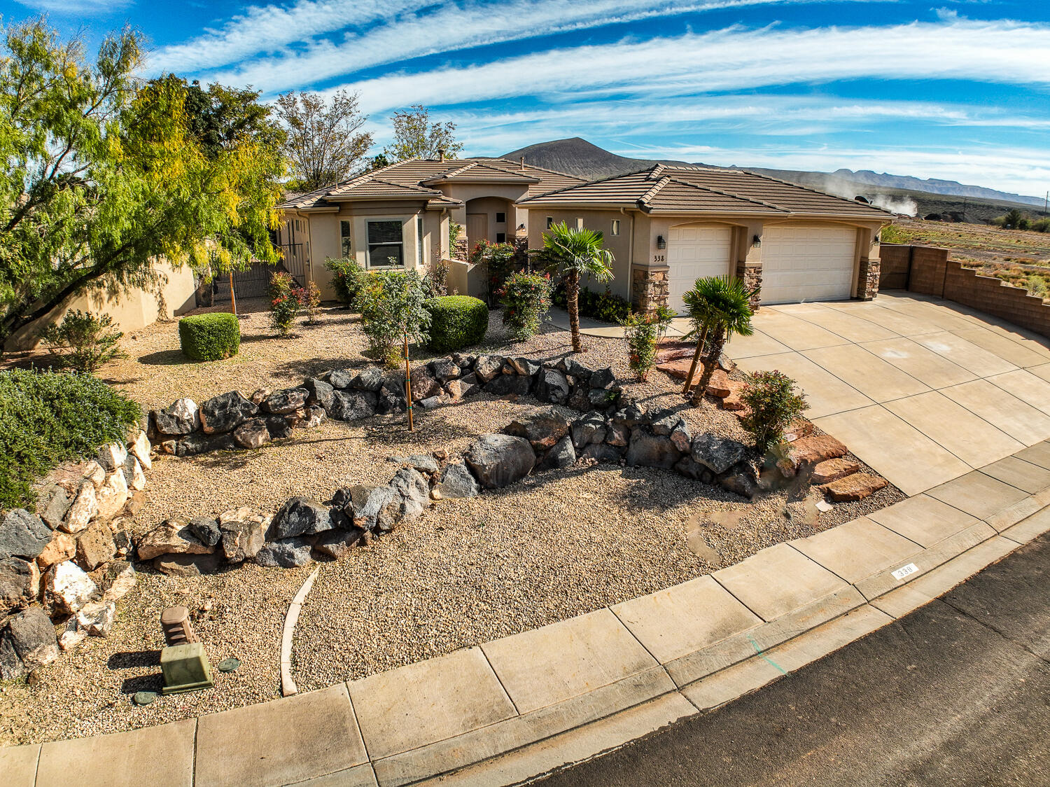 Hurricane, Utah, 84737, United States, 4 Bedrooms Bedrooms, ,Residential,For Sale,1986322