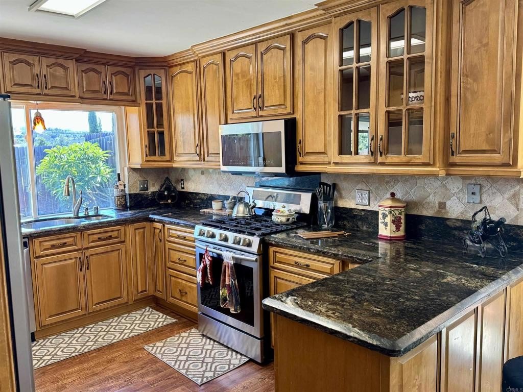 Poway, California, 92064, United States, 5 Bedrooms Bedrooms, ,3 BathroomsBathrooms,Residential,For Sale,1926272