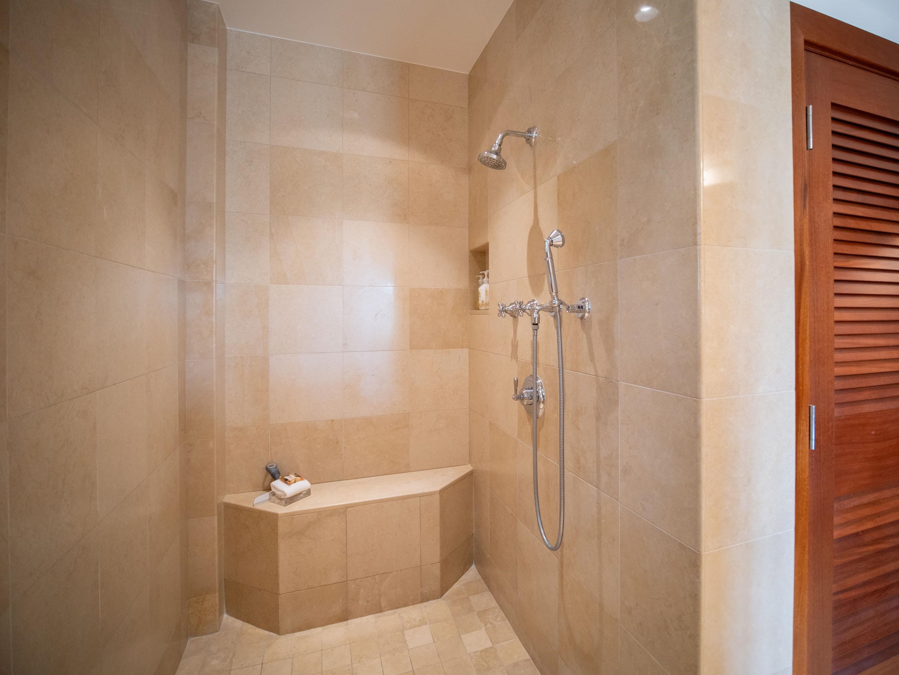 Kihei, Hawaii, 96753, United States, 3 Bedrooms Bedrooms, ,4 BathroomsBathrooms,Residential,For Sale,1940814