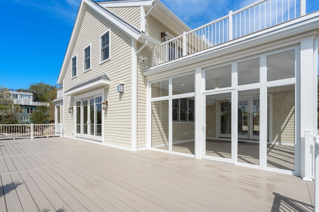 Gloucester, Massachusetts, 01930, United States, 4 Bedrooms Bedrooms, ,5 BathroomsBathrooms,Residential,For Sale,1804807