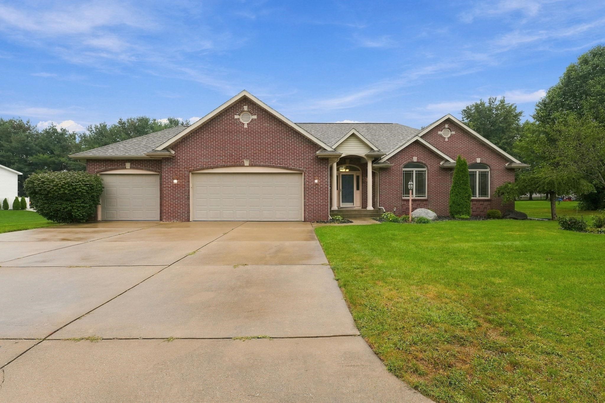El Dorado Dr, Goshen, IN 46528 #1