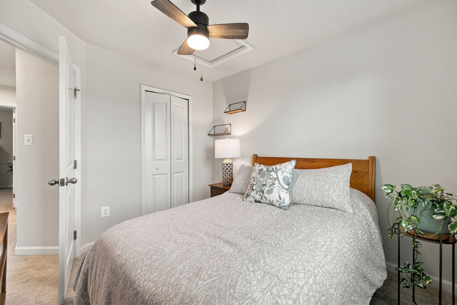  292 Sage Circle, Winchester, VA, 22603 - 物件實景
