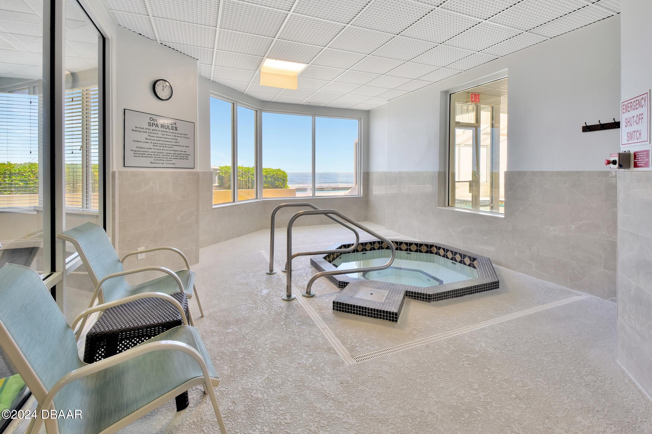Daytona Beach Shores, Florida, 32118, United States, 2 Bedrooms Bedrooms, ,2 BathroomsBathrooms,Residential,For Sale,1924936