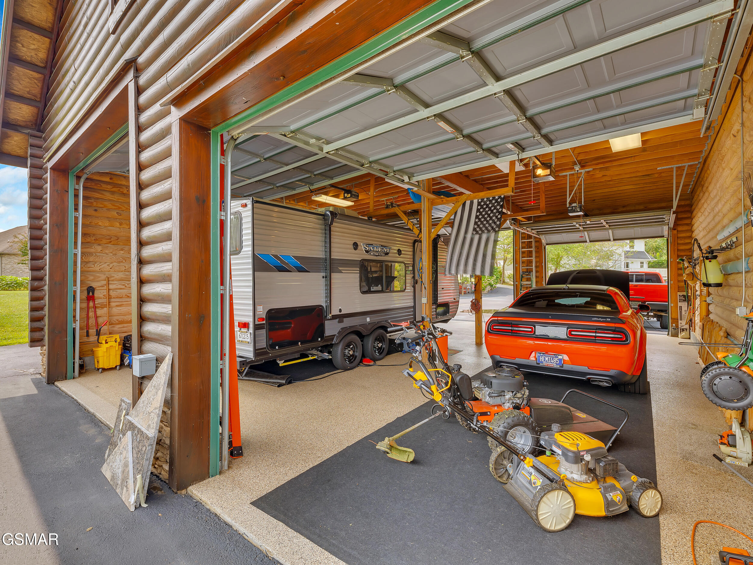 Dandridge, Tennessee, 37725, United States, 3 Bedrooms Bedrooms, ,4 BathroomsBathrooms,Residential,For Sale,1978849