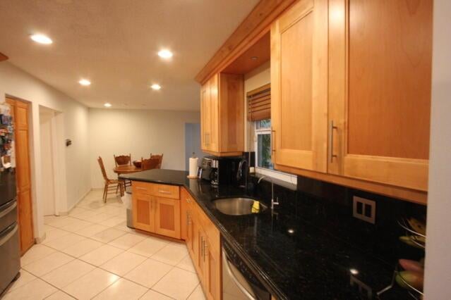 Lake Worth, Florida, 33463, United States, 4 Bedrooms Bedrooms, ,2 BathroomsBathrooms,Residential,For Sale,1928734
