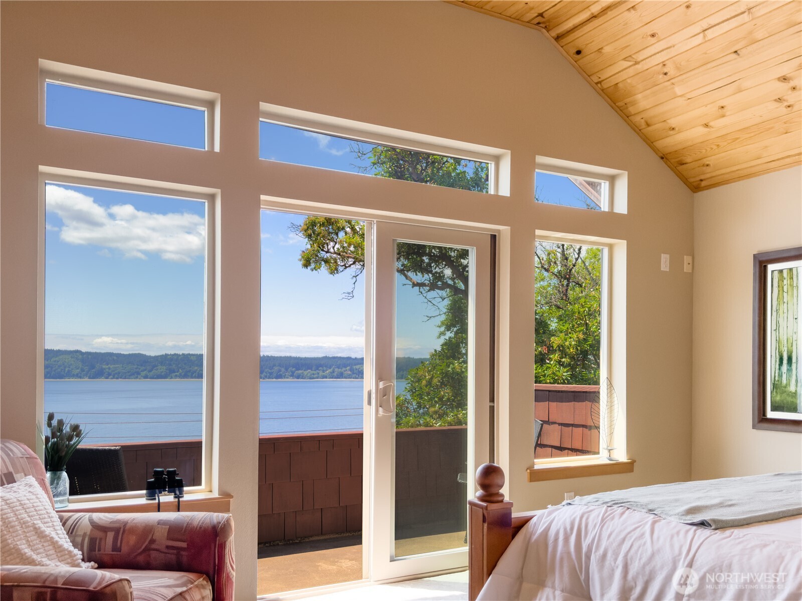 Everett, Washington, 98206, United States, 2 Bedrooms Bedrooms, ,1 BathroomBathrooms,Residential,For Sale,1982450