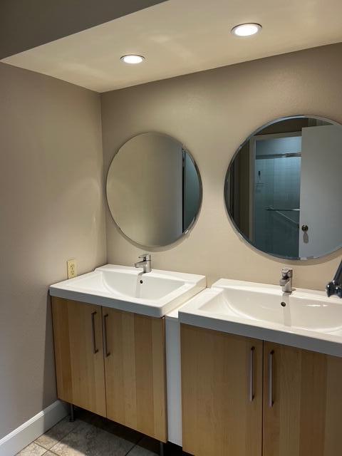 Palm Springs, California, 92264, United States, 3 Bedrooms Bedrooms, ,2 BathroomsBathrooms,Residential,For Sale,1998935