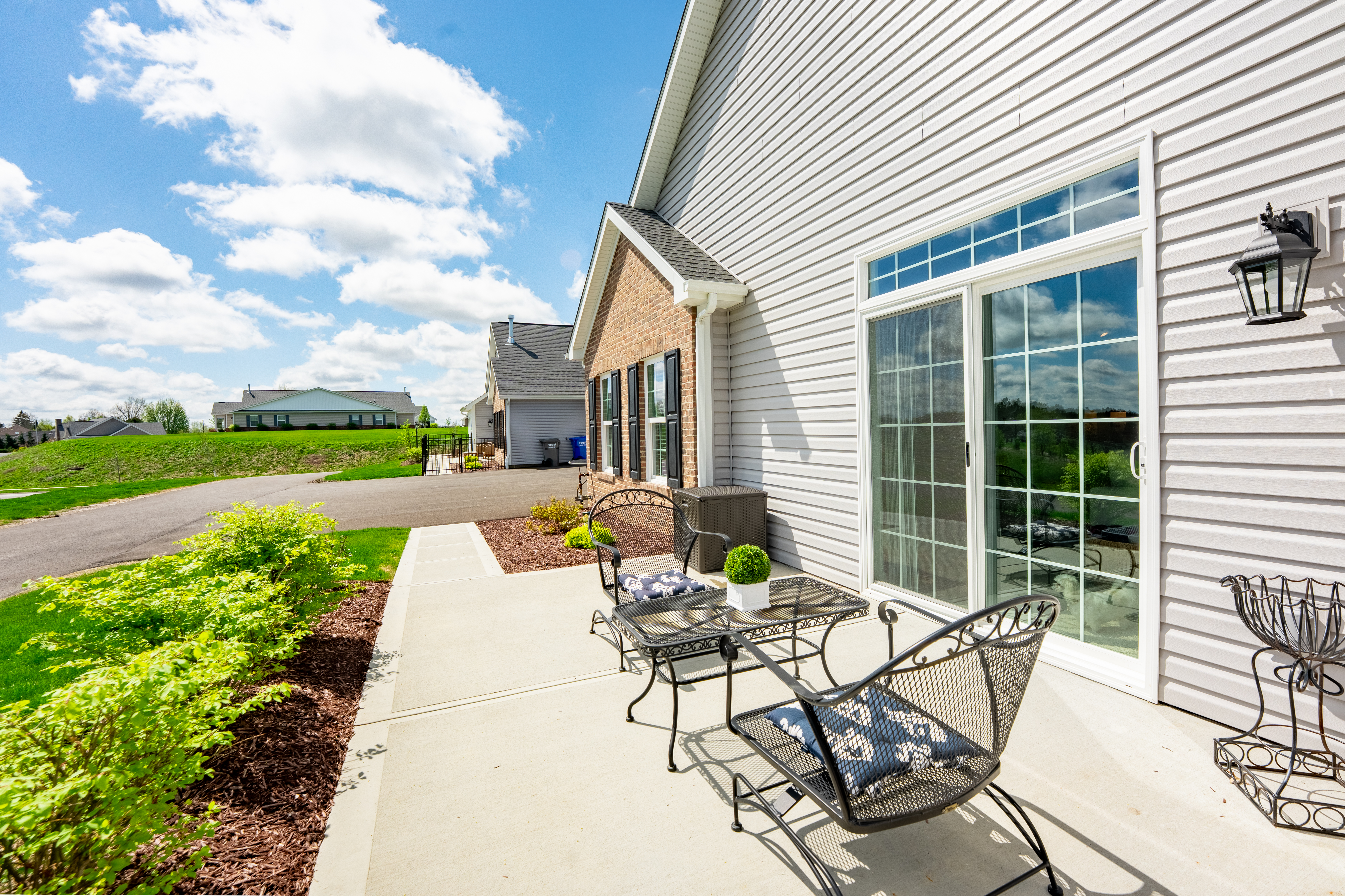  2003 South Links Avenue - 物件實景