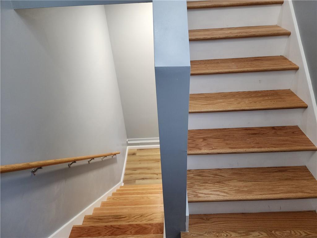 Providence, Rhode Island, 02907, United States, 5 Bedrooms Bedrooms, ,2 BathroomsBathrooms,Residential,For Sale,1872078