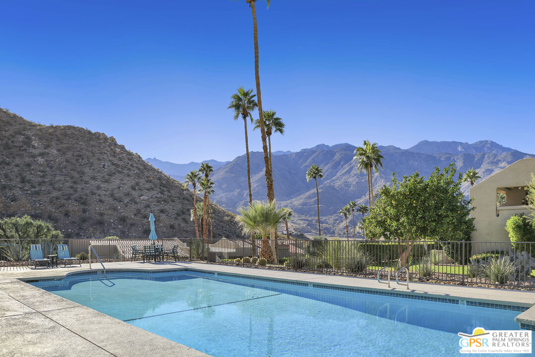 Palm Springs, California, 92264, United States, 2 Bedrooms Bedrooms, ,2 BathroomsBathrooms,Residential,For Sale,1989572