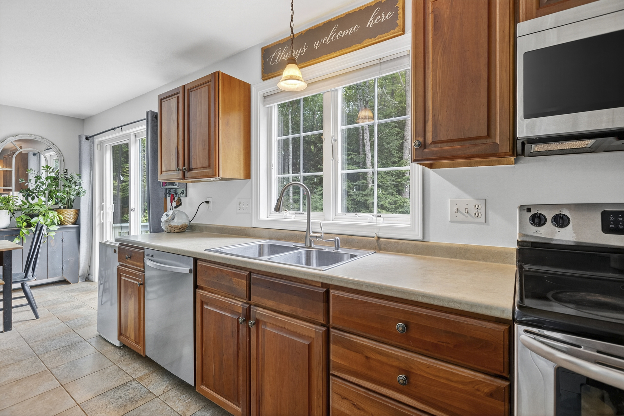 Gorham, Maine, 04038, United States, 4 Bedrooms Bedrooms, ,3 BathroomsBathrooms,Residential,For Sale,1914155