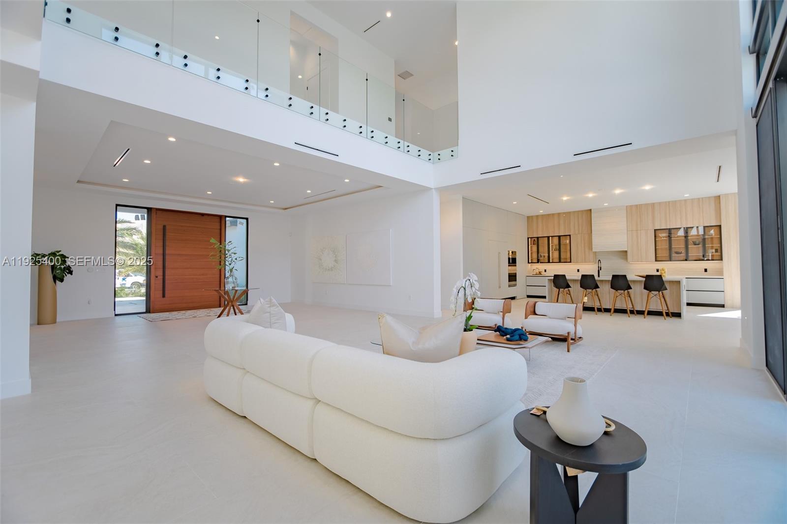 Pinecrest, Florida, 33156, United States, 6 Bedrooms Bedrooms, ,8 BathroomsBathrooms,Residential,For Sale,2003369