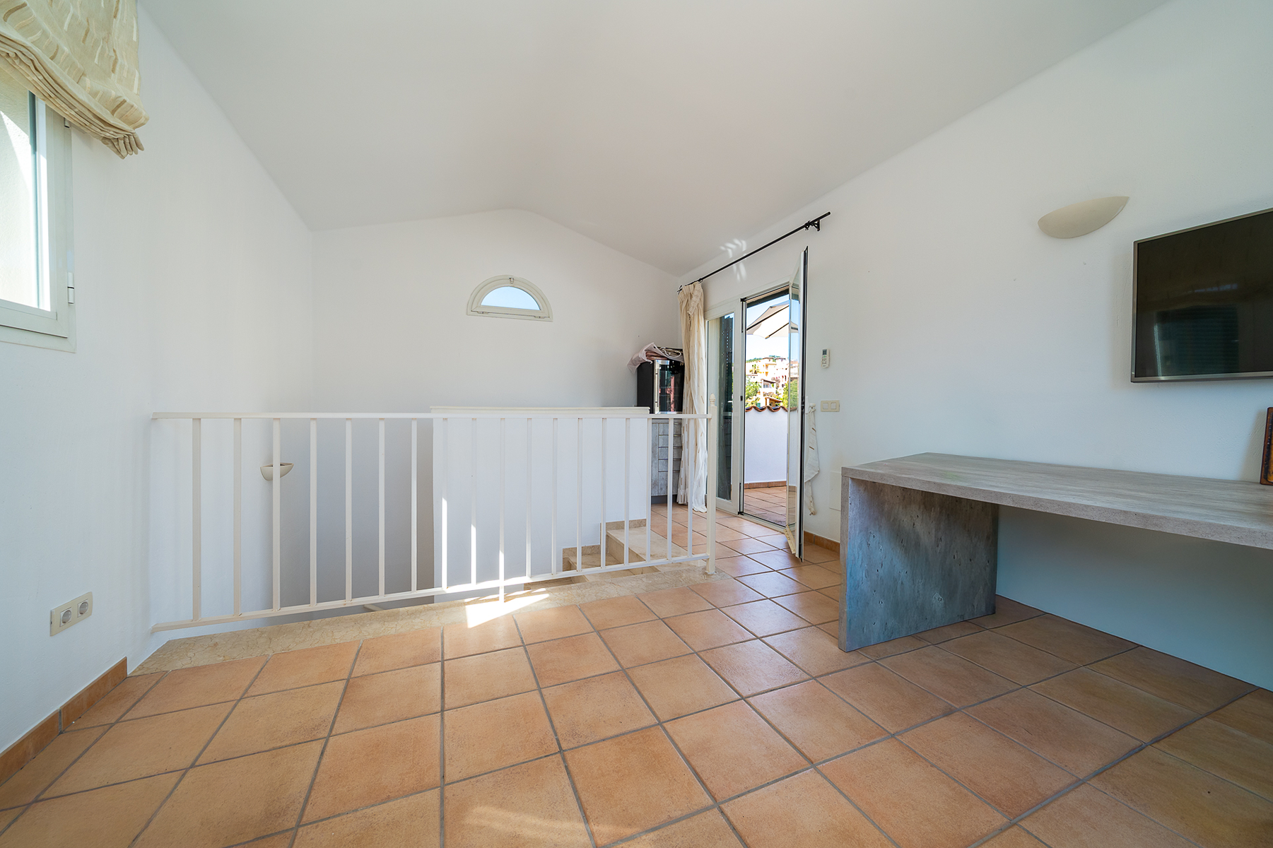  House in residential area on Camp de Mar golf course - 物件實景